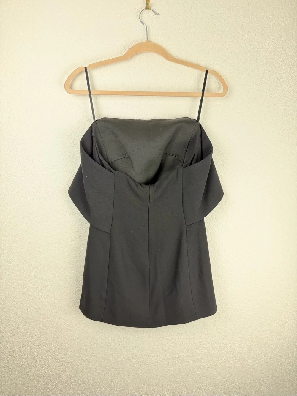 NWT Toteme Off Shoulder Evening Top Black 32/0/ XXS